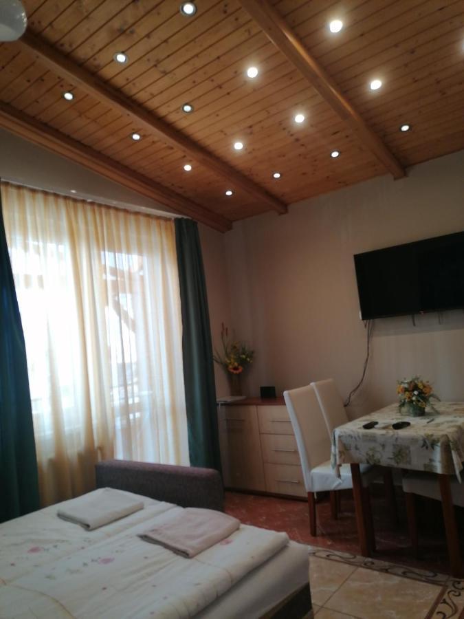 Hajdúszoboszló Betty-Major Apartman מראה חיצוני תמונה